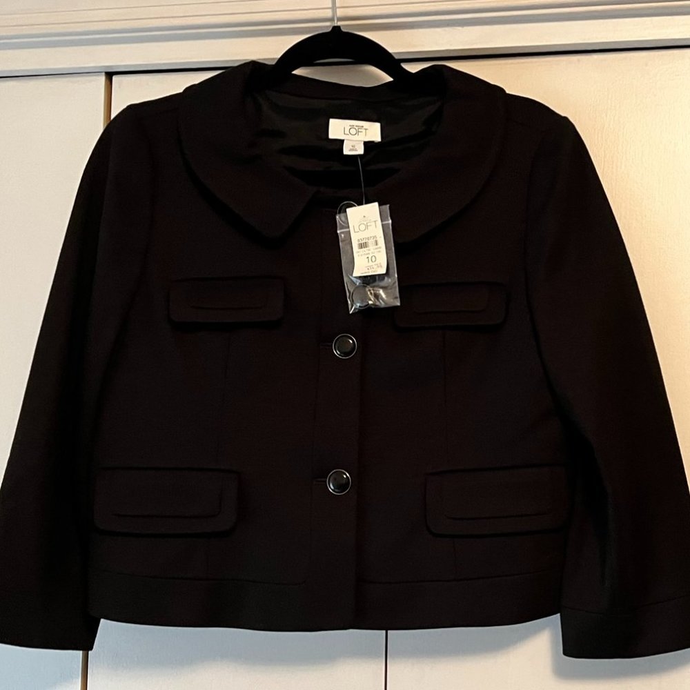 NWT! LOFT Short, Black Blazer, Rounded Collar, Size 10